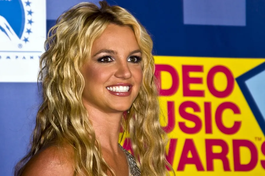 Britney Spears at the 2008 MTV Video Music Awards?w=200&h=150